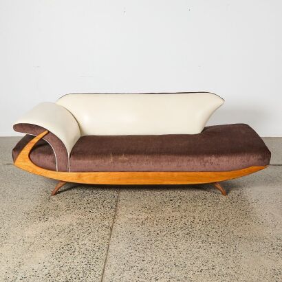 A McKenzie and Willis Cleopatra Chaise