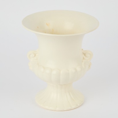 An Early Crown Lynn Urn Vase