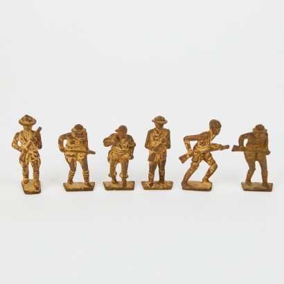 A Set of Six Antique WWI Toy Soldiers by Grey Iron Casting Company USA