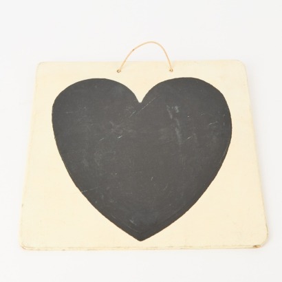 Vintage hanging heart sign