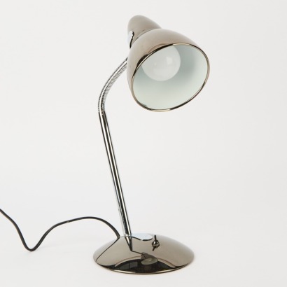 An Atomic Style Table Lamp