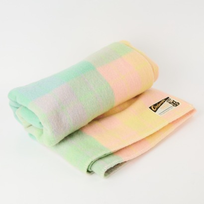 An Onehunga Woolen Mills Princes "Black Tiki" Gelato Blanket