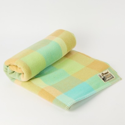 An "Aranui" Vintage Blanket