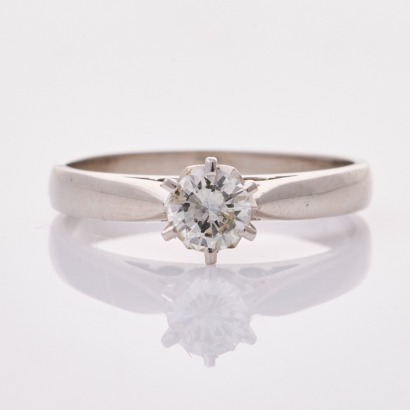 18ct / 9ct White Gold, .33ct Diamond Solitaire Ring