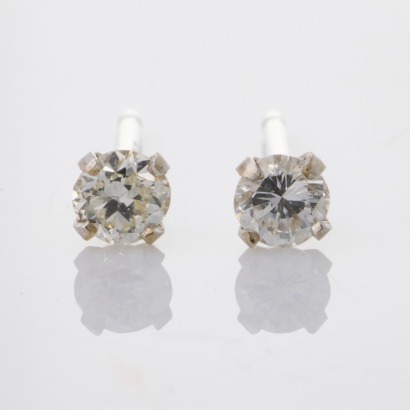14ct White Gold, .20ct Diamond Stud Earrings
