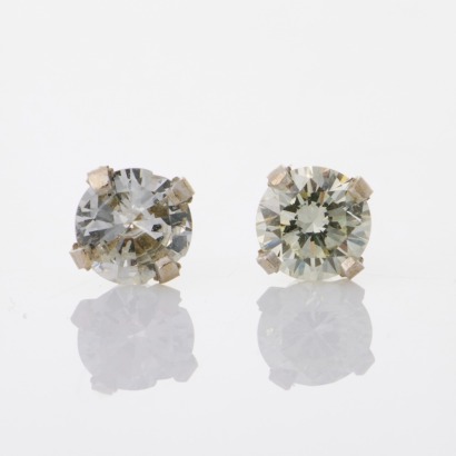 14ct White Gold, .50ct Diamond Stud Earrings