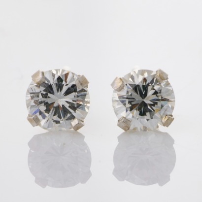 14ct White Gold, .60ct Diamond Stud Earrings
