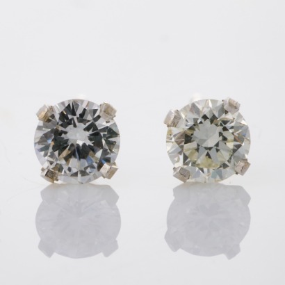 14ct White Gold, .54ct Diamond Stud Earrings
