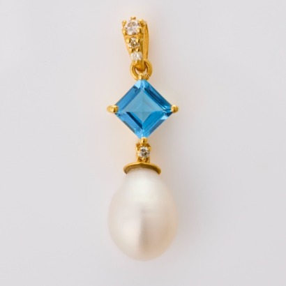 14ct Yellow Gold, Square Cut Light Blue Topaz / Drop Shape Pearl /.08ct Diamond Pendant - Near new