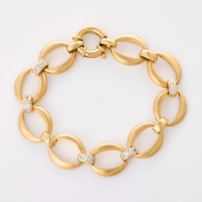 9ct Yellow Gold, 1.00ct Diamond Link Fancy Bracelet