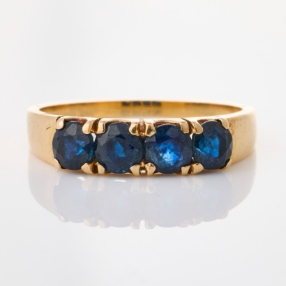 15ct Yellow Gold, Vintage, Four Stone Sapphire Ring