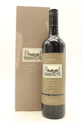 (1) 2010 Wynns Coonawarra Estate Michael Shiraz, Coonawarra (GB)