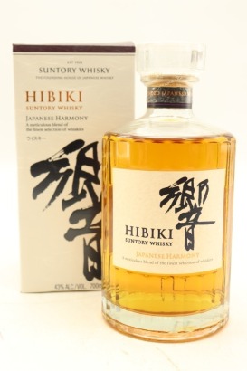 (1) Hibiki Japanese Harmony Blended Whisky, 43% ABV (GB)