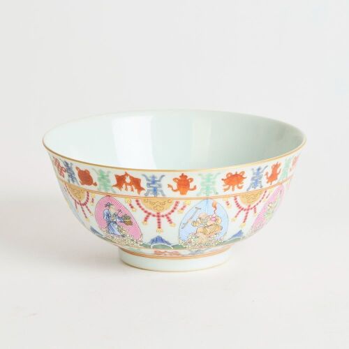 A Chinese Famille-rose 'Baragon-tumed' Bowl (Manchu Mark)