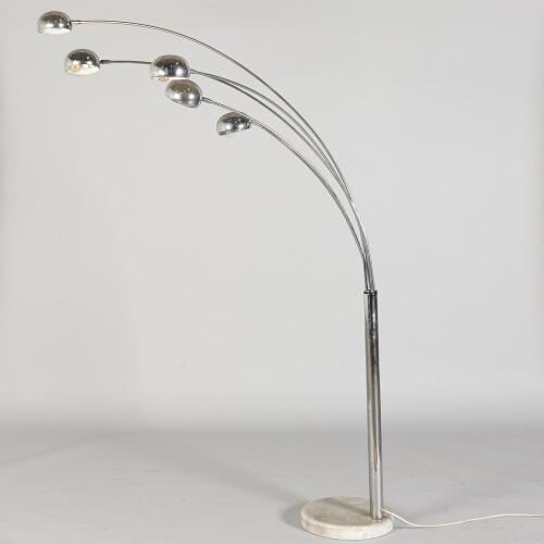 A Vintage Arco Lamp in the Manner of Guzzinni