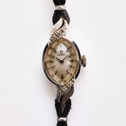 14ct White Gold, 14mm OMEGA Ladies Cocktail Manual Wind Wristwatch, circa 1963