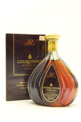 (1) Courvoisier X.O. Imperial Grande Champagne Cognac, France, 40% ABV (GB)