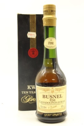 (1) Distillerie Busnel Fine Calvados du Pays d'Auge, France, 40% ABV, 500ml (GB)