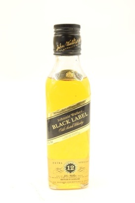 (1) Johnnie Walker Black Label 12 Year Old Blended Scotch Whisky, Circa. 1980's, 43% ABV, 200ml (LS)