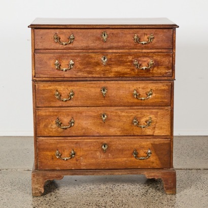 A Georgian Oak Campaign Chest