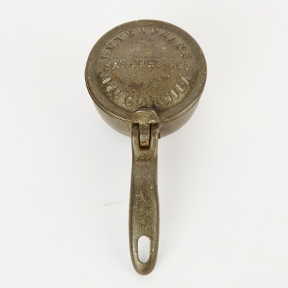 An Antique Cast Iron Ice Scraper