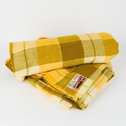 A Pair of Wonderwarm Made in New Zealand Wool Blankets