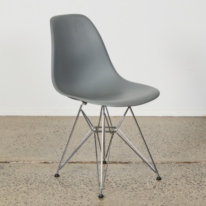 An DSR Chair by Charles and Ray Eames for Herman Miller