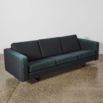 A Hans Wegner GE300/3 Sofa in Navy Blue