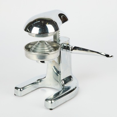 A Mid-Century Citrus Juicer by Ramcon with lever handle