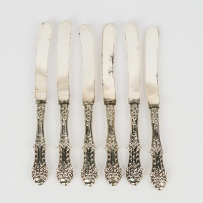 A Set of six Antique Sterling Silver Handled Pate Knives Sheffield 1907