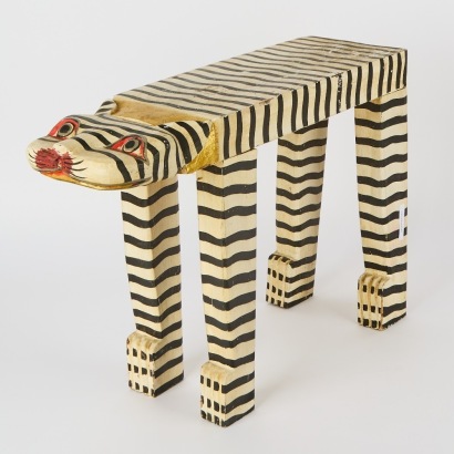A Retro Wooden Cat Sidetable