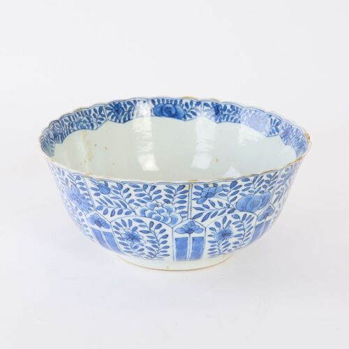 A Chinese Qing Dynasty Blue and White 'Floral' Lobed Bowl (Kangxi Mark)