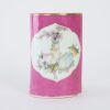 A Chinese Early 20th Century Famille-rose 'Antiques' Brush Pot (Jurentang Produce) - 3