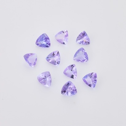 A Parcel of 10 Loose, 1.50ct Trillion Cut Tanzanites