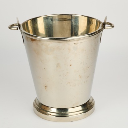 A Frevd Champagne Ice Cooler With Handle