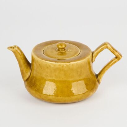 A Luke Adams Teapot Impressed NZ Stamp To Base