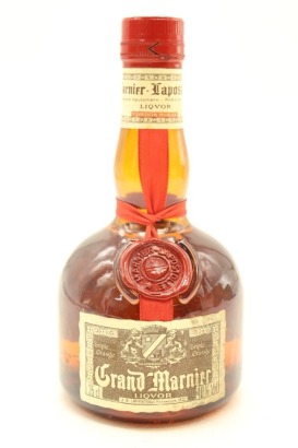 (1) Grand Marnier Cordon Rouge Cognac & Orange Liqueur, France, Circa. 1960s, 40% ABV, 375ml