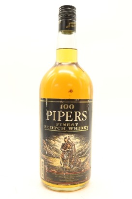 (1) Seagram's 100 Pipers Blended Scotch Whisky, Scotland, 40% ABV, 1125ml