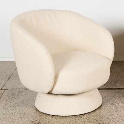 An Alvio Swivel Chair