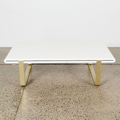 A Dante Coffee Table