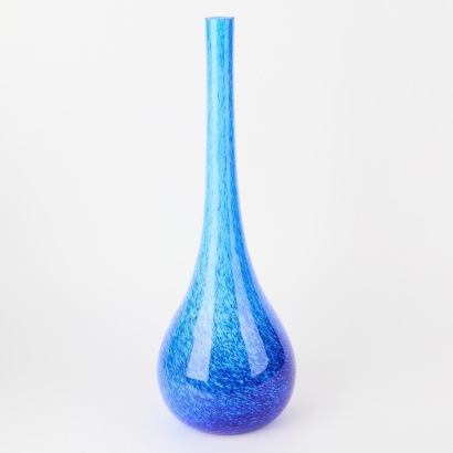 A Large Art Glass Vase