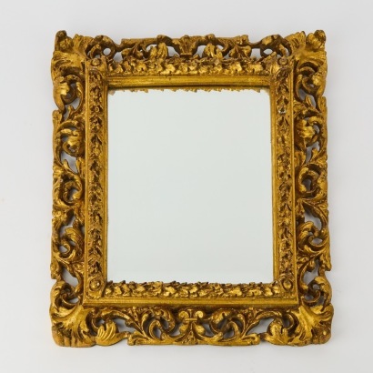 A Reproduction Victorian Gilt Bevelled Mirror