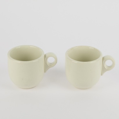 A Pair of Vintage Hall Brand Coffee Cups Made in the USA