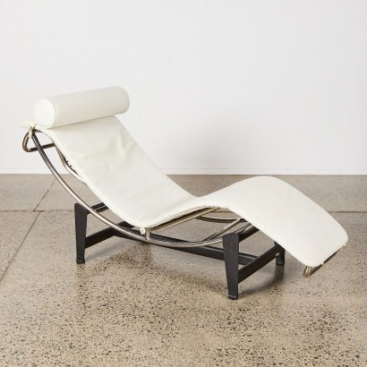 A Le Corbusier LC4 Style Chaise Longue