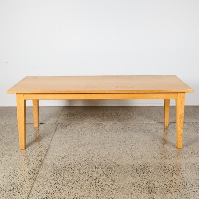 A Contemporary Oak Dining Table