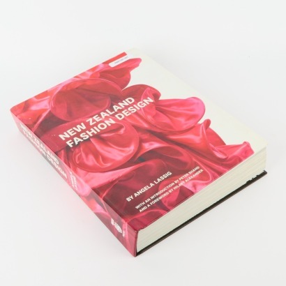New Zealand Fashion and Design by Angela Lassig