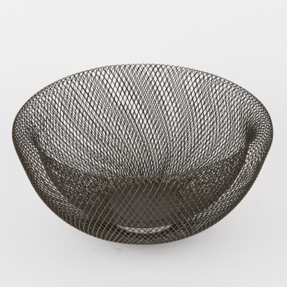A Modern Mesh Table Bowl