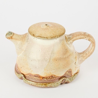 A Duncan Shearer Shino Glaze Teapot