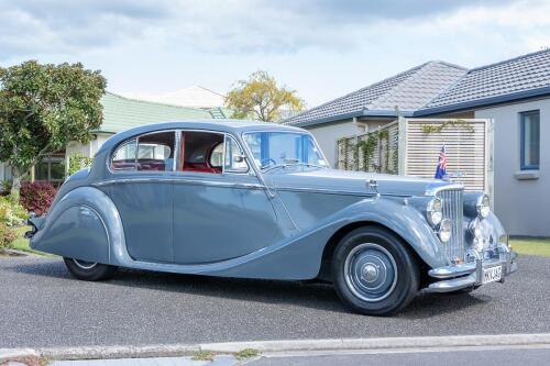 1950 Mark V Jaguar saloon