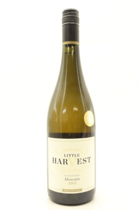 (1) 2013 Little Harvest Moscato, Gisborne